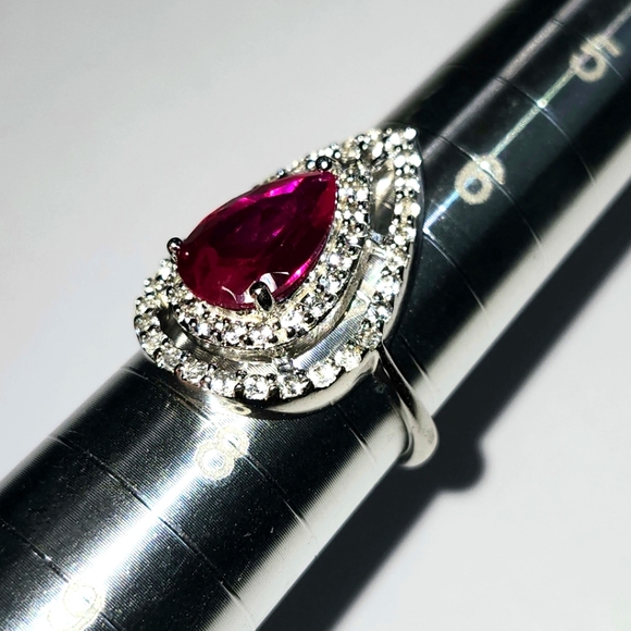 3.65ctw Halo White Topaz & Lab Pink Sapphire Ring - Picture 8 of 9